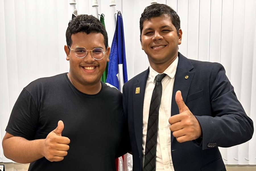 O pré-candidato Érico, representante em potencial da cidade de Itatim, esteve presente no gabinete do Deputado Diego Castro.