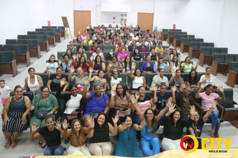 O programa Mulheres Mil do IFBA em Itatim está se destacando como uma porta de oportunidades incrível para as mulheres da região.